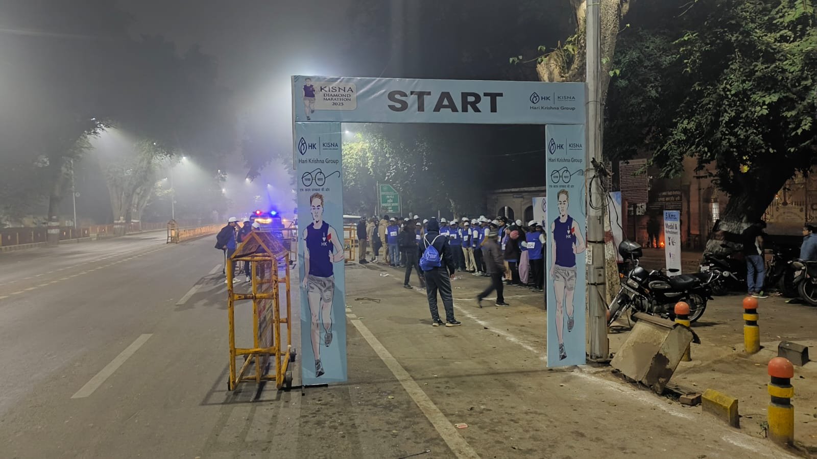 Corporate stage branding and participants